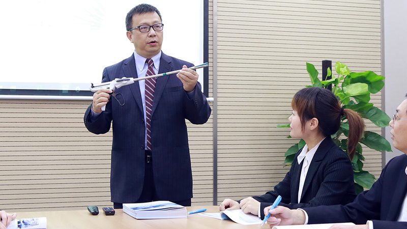 小标题：一、成人高考备考的挑战